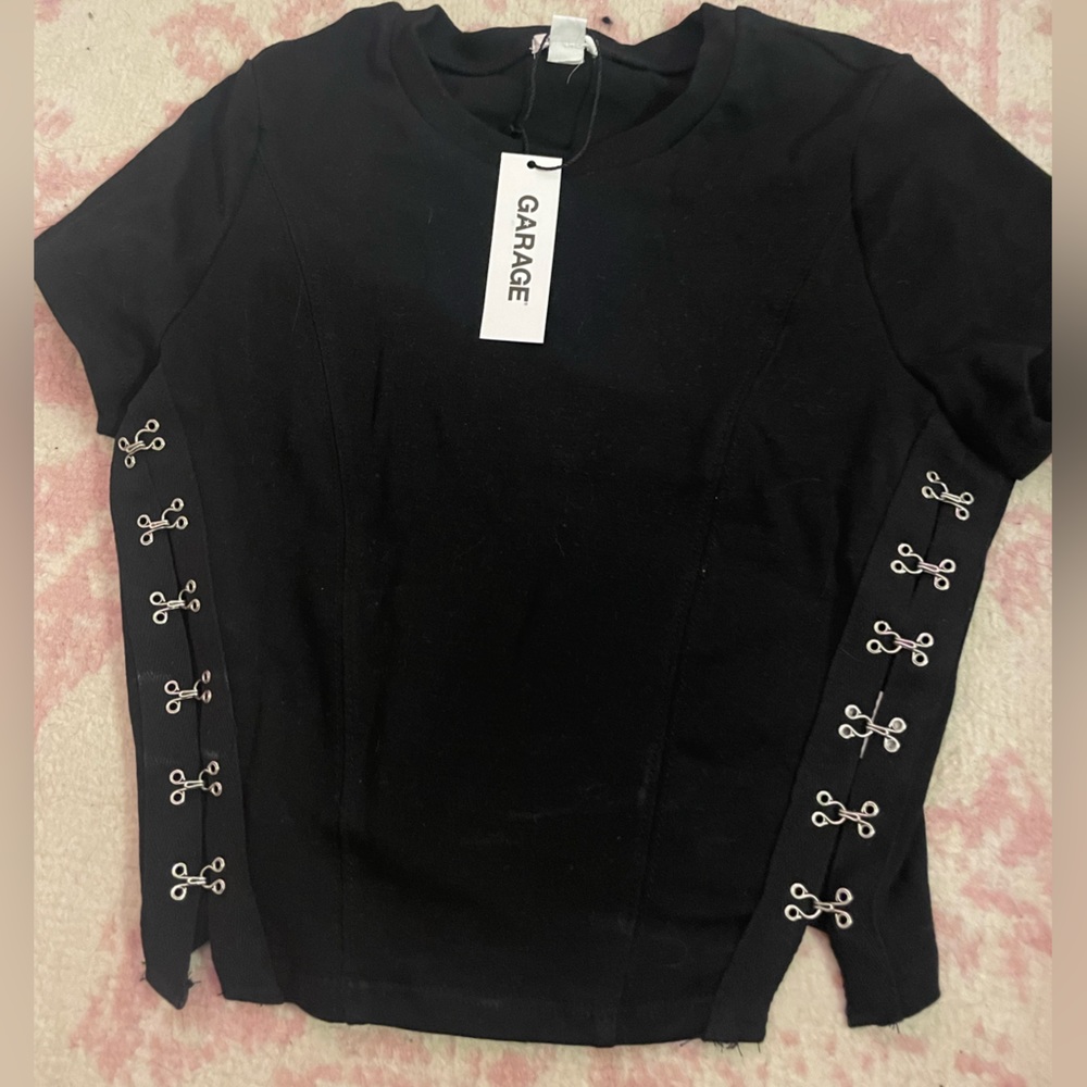 Garage t shirt with clips on sides BRAND NEW WITH TAGS